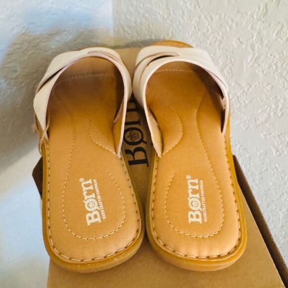 Born Ilana Leather Slide Sandal, Cushioned Padded, White Cream, Size 8, NWT - Picture 13 of 16